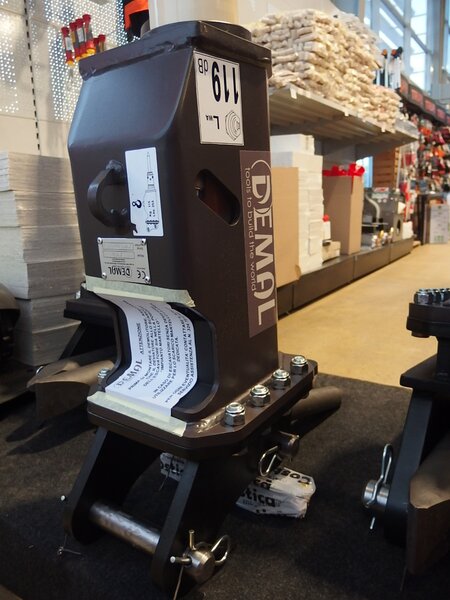 Picon Hidraulic pentru buldoexcavator JCB - Caterpillar